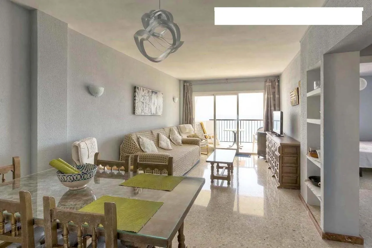 Precioso apartamento frontal al mar Nerja